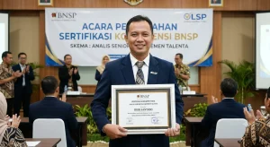 SERTIFIKASI ANALIS SENIOR MANAJEMEN TALENTA - BNSP